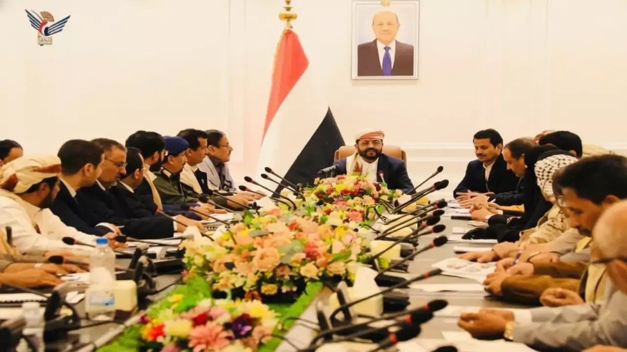 تشغيل مطار مأرب يمثل نقطة تحول في تطوير المحافظة وفتح آفاق جديدة للنقل الجوي